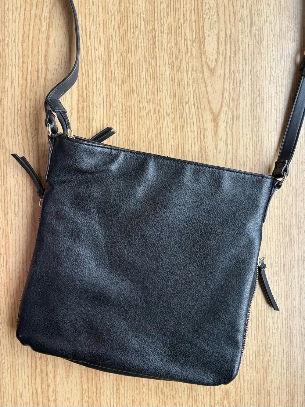 Apt. 9 Black Pebbled Leather-Look Crossbody Messenger Bag
